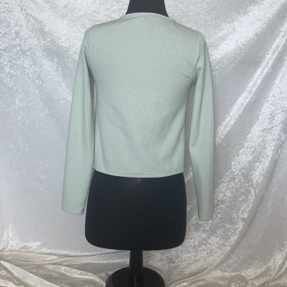 Tie front top - Picture 5 of 8